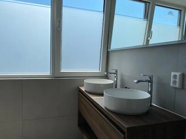 Дом отдыха Modern By Droomvilla Синт-Мартен